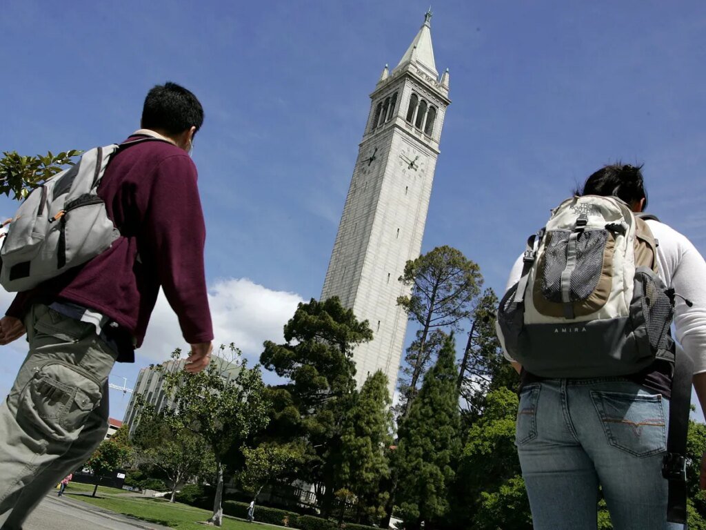 Berkeley grad has diploma denied until he puts away Palestinian flag Berkeley grad has diploma denied until he puts away Palestinian flag