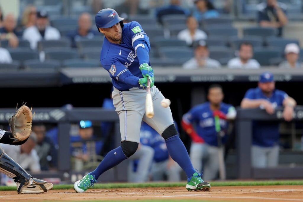 Blasts by Cody Bellinger, Jazz Chisholm Jr. help Yankees top Jays