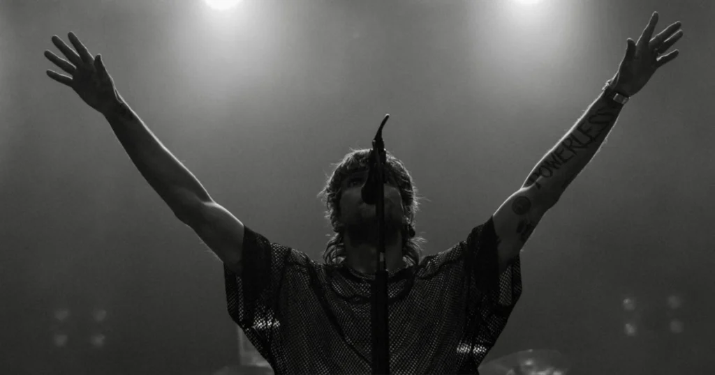Boys Like Girls’ Martin Johnson joins the latest episode of AltPress: In Session