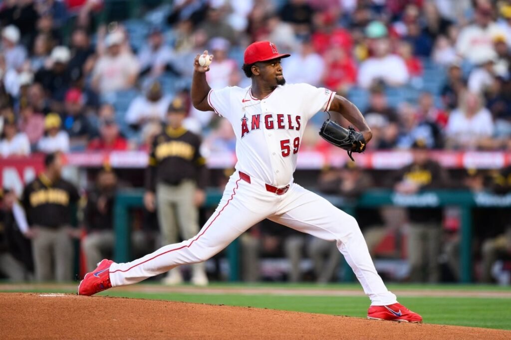 Breakout pitchers face off again in White Sox-Angels opener