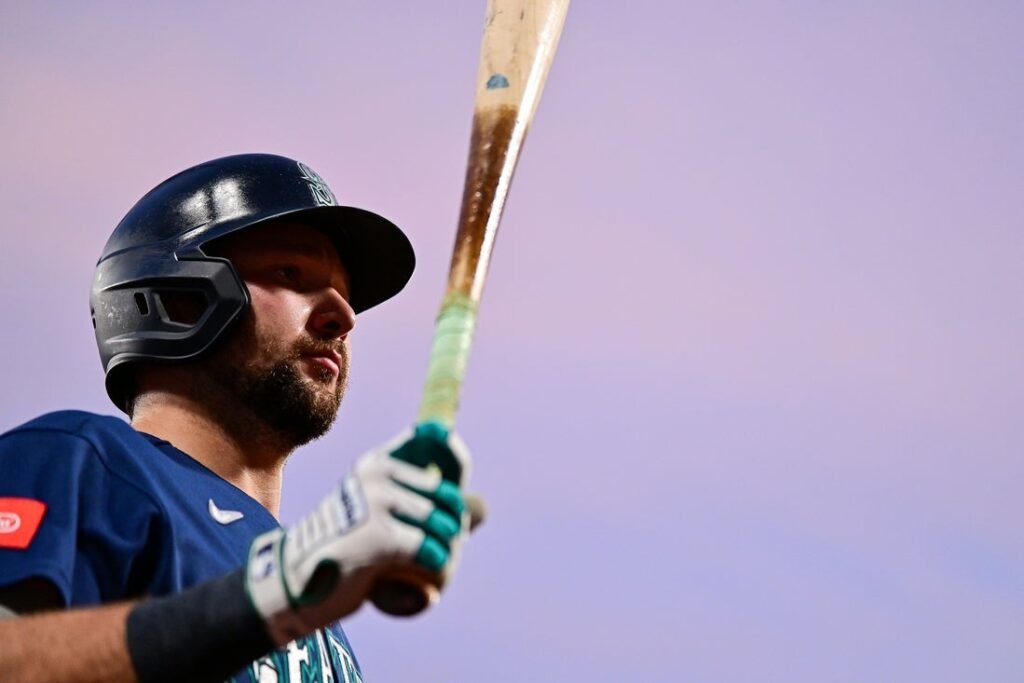 Cal Raleigh's status uncertain when Mariners host Braves