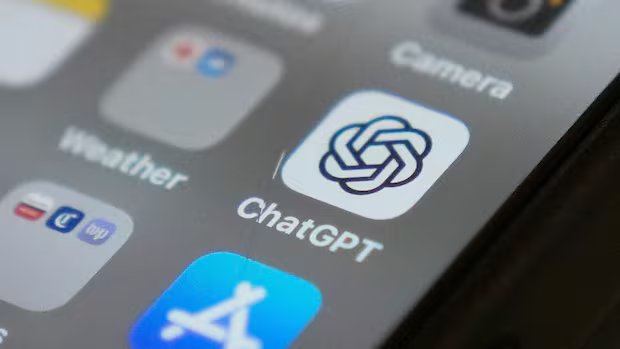 Canadians may ask AI for medical advice but don’t want it replacing humans, poll suggests Canadians may ask AI for medical advice but don't want it replacing humans, poll suggests