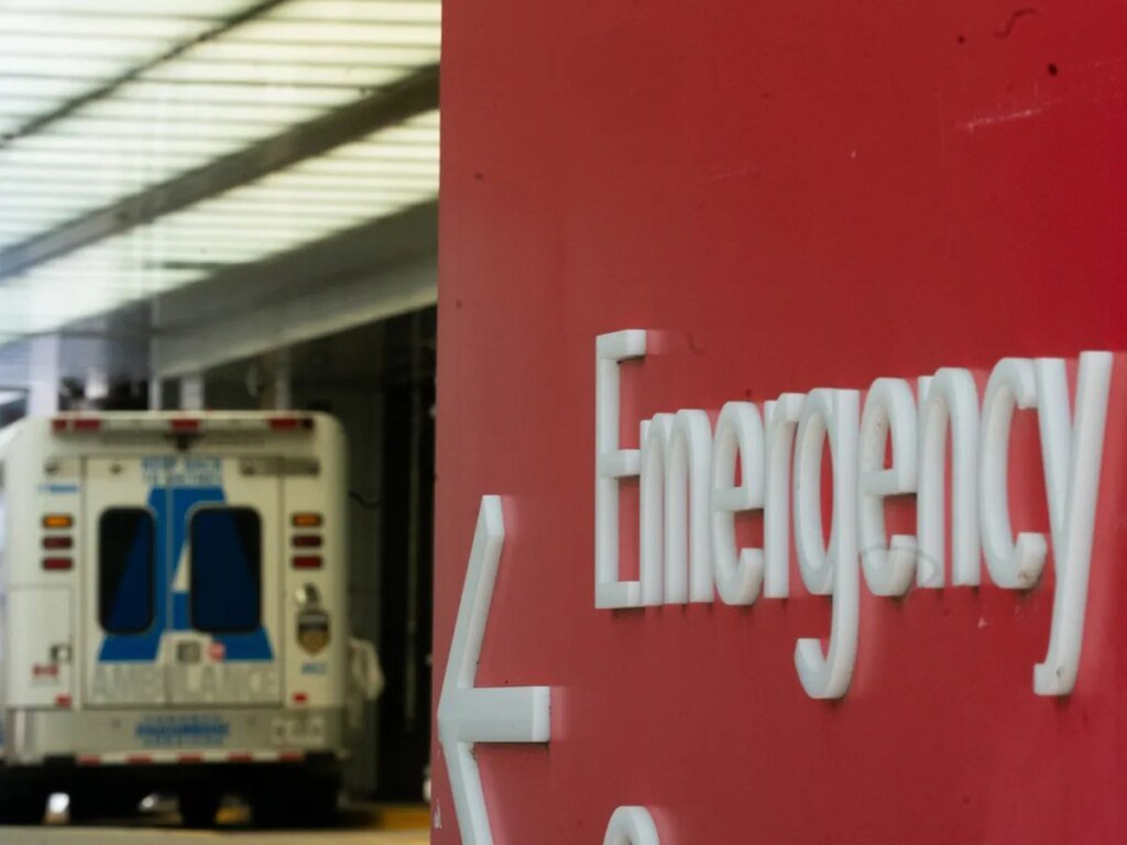 ‘Chair care’: Canadian patients examined in ER waiting rooms, closets 'Chair care': Canadian patients examined in ER waiting rooms, closets