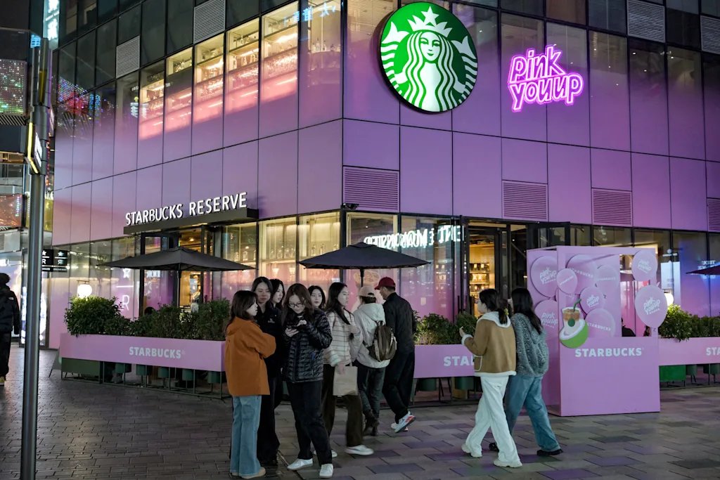 Chinese chains Luckin Coffee and Mixue are coming for U.S. customers, because U.S. companies taught them how Chinese chains Luckin Coffee and Mixue are coming for U.S. customers, because U.S. companies taught them how