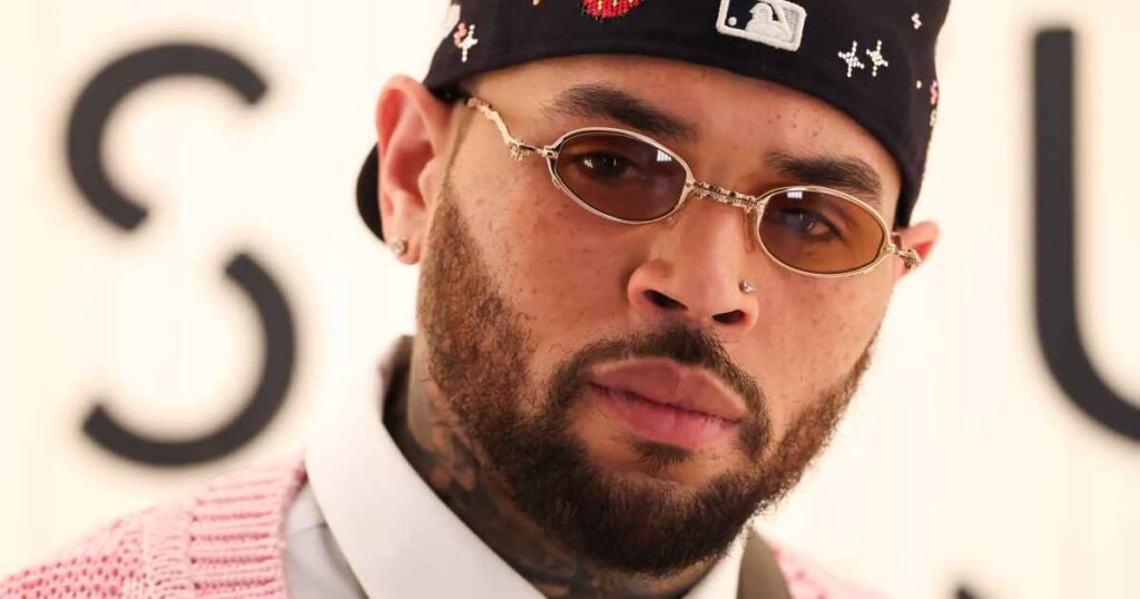 Chris Brown Reacts to Pitchfork Review of New Album Brown Chris Brown Reacts to Pitchfork Review of New Album Brown