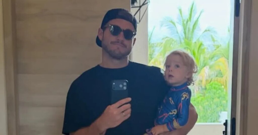 Colton Underwood Claps Back at Troll Who Feels 'Bad' for Son