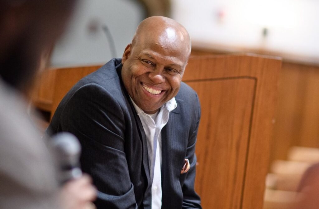 Craig Malrob and Dave Chappelle Highlight the Community Theme in ‘Remarkably Bright Creatures’