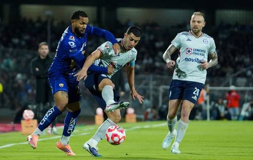 Cruz Azul no necesita estadio, porque su casa es el país: Huiqui Cruz Azul no necesita estadio, porque su casa es el país: Huiqui