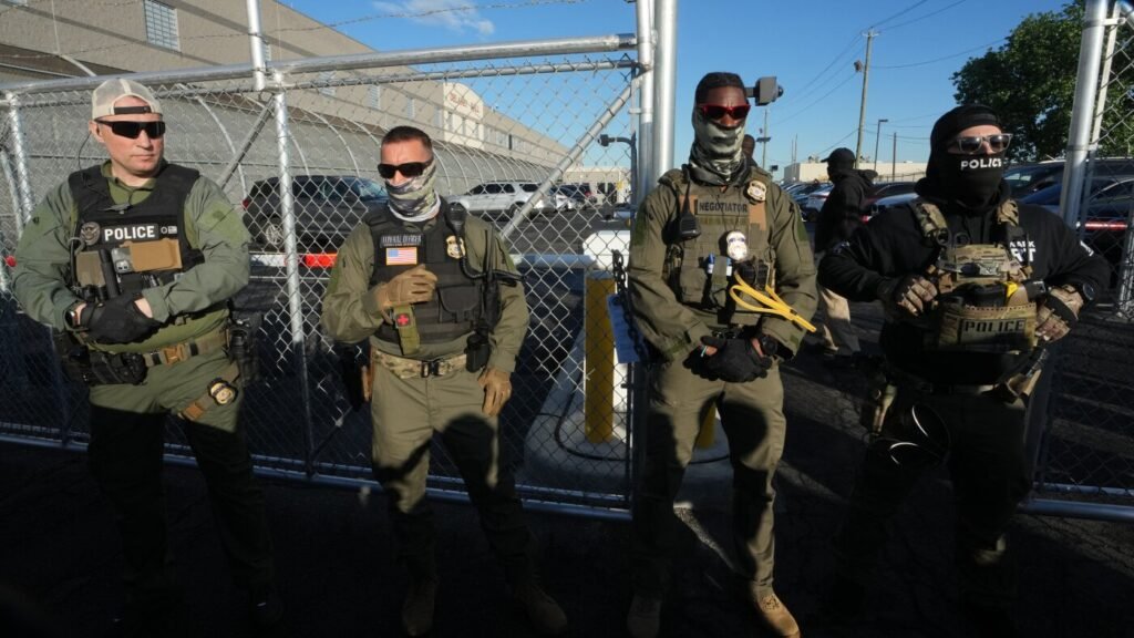 DHS blames funding lapse for shutdown of internal detention oversight : NPR