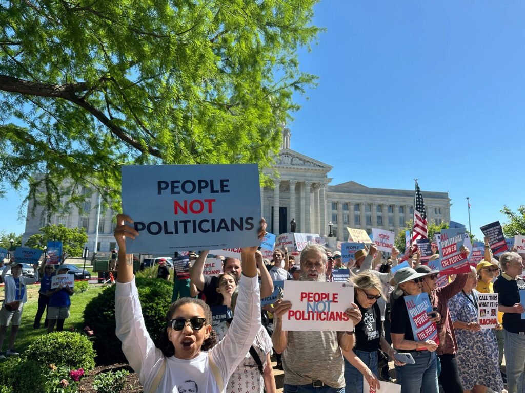 Democrats vow a redistricting counterpunch but are facing hurdles Republicans don't