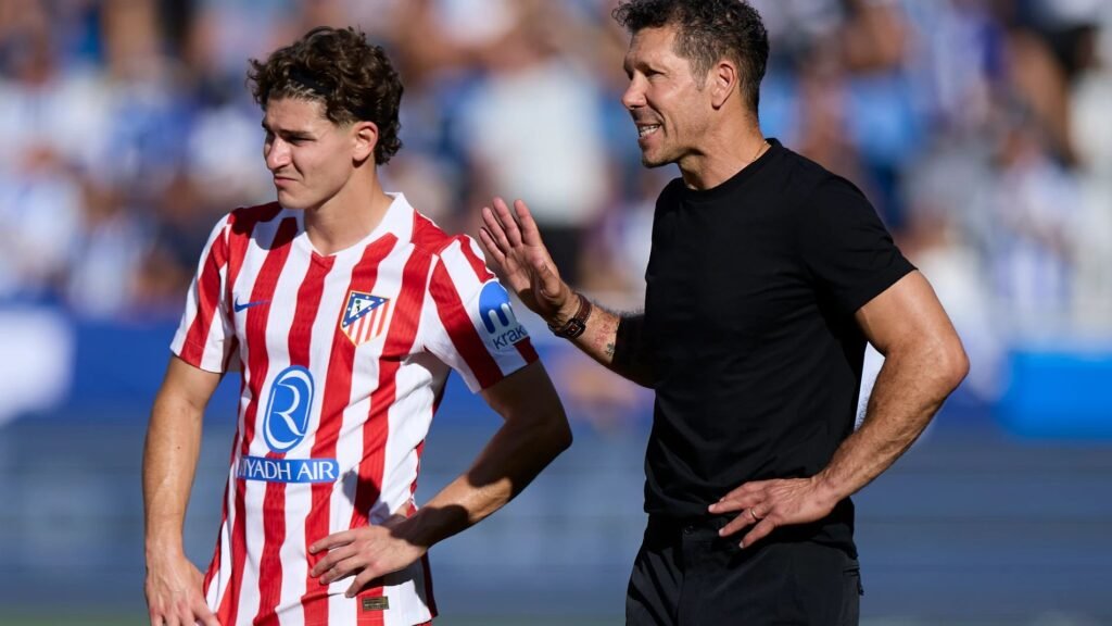 Diego Simeone reacts to increasing Julian Alvarez exit talk Diego Simeone reacts to increasing Julian Alvarez exit talk