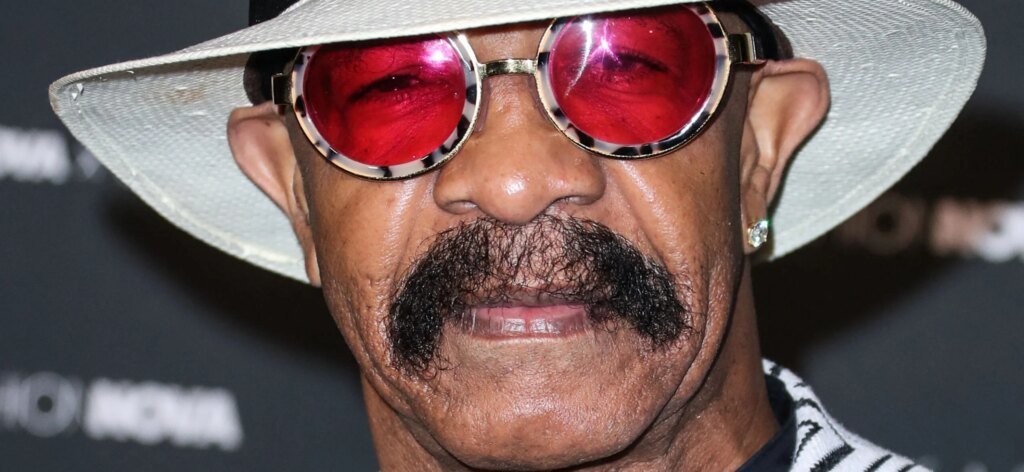 Drake Reveals Dad Dennis Graham’s Cancer Battle