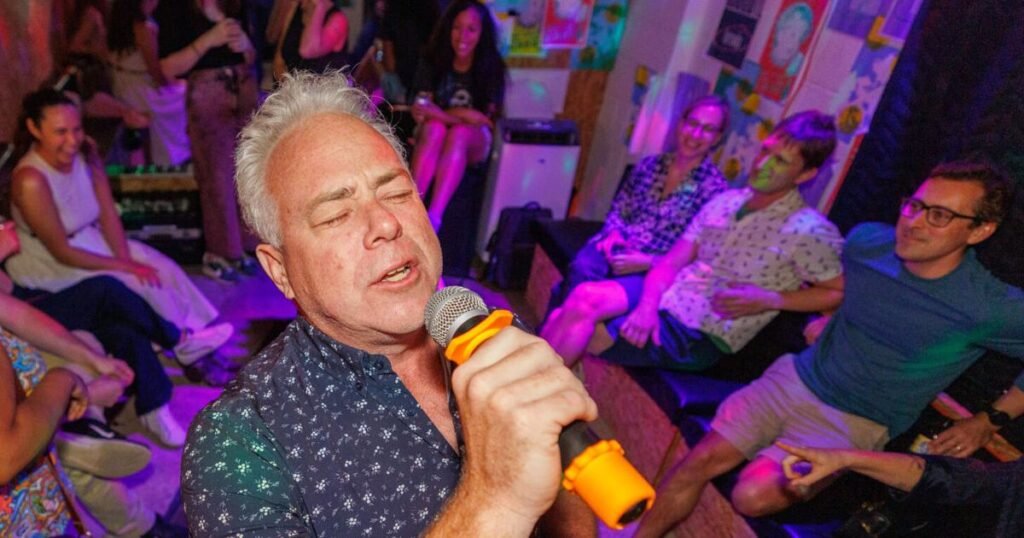 El nuevo club de karaoke del Lower Garden District ofrece salas privadas