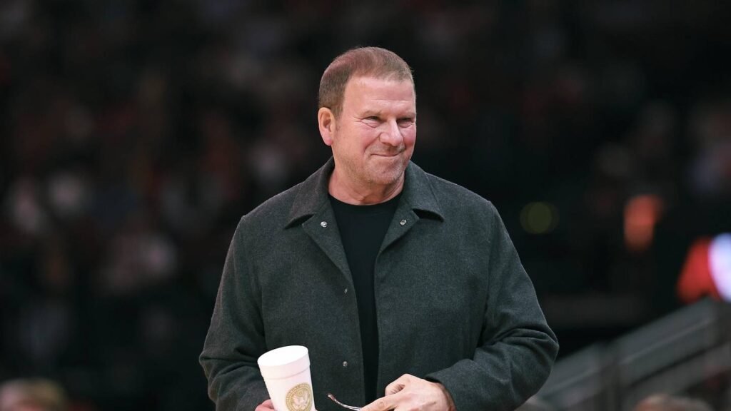 El propietario de los Rockets, Tilman Fertitta, llega a un importante acuerdo para adquirir Caesar’s Entertainment – Celebrity Land El propietario de los Rockets, Tilman Fertitta, llega a un importante acuerdo para adquirir Caesar’s Entertainment – Celebrity Land