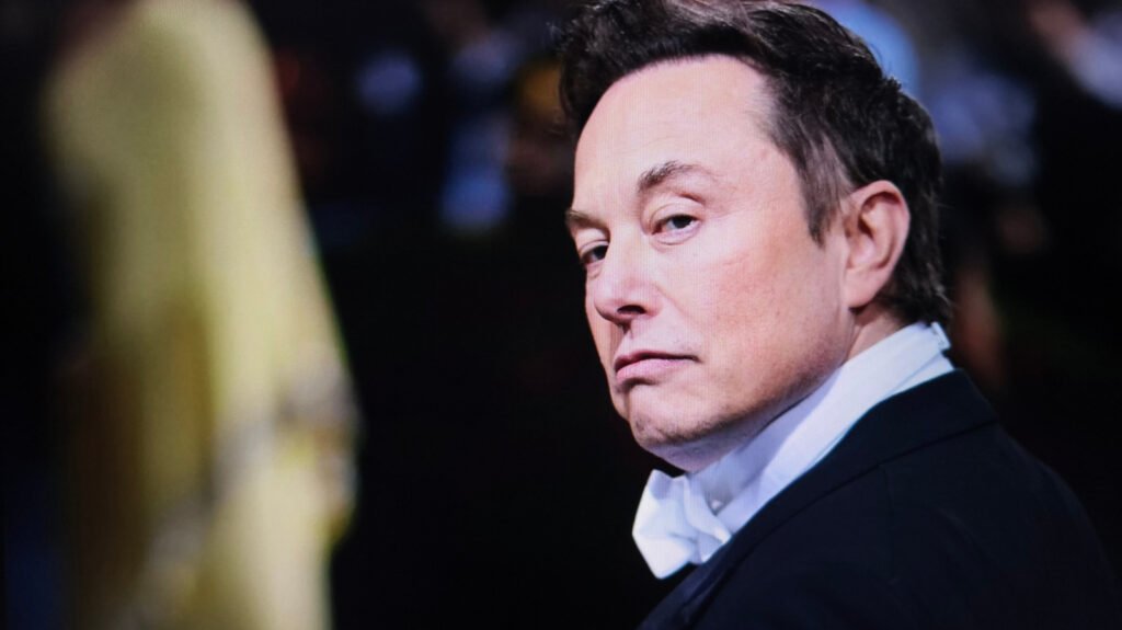 Elon Musk Reportedly Owes Quite A Few Of His Employees $420