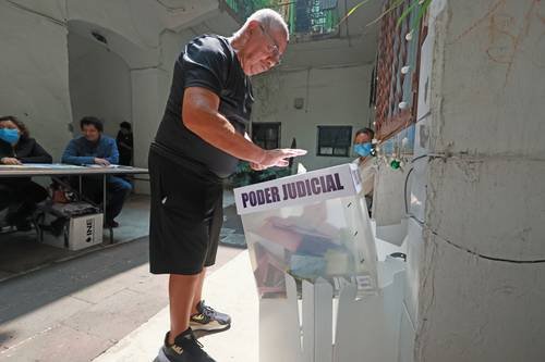 Empatar comicios en 2027, fuera de cualquier logística, señala Morena Empatar comicios en 2027, fuera de cualquier logística, señala Morena