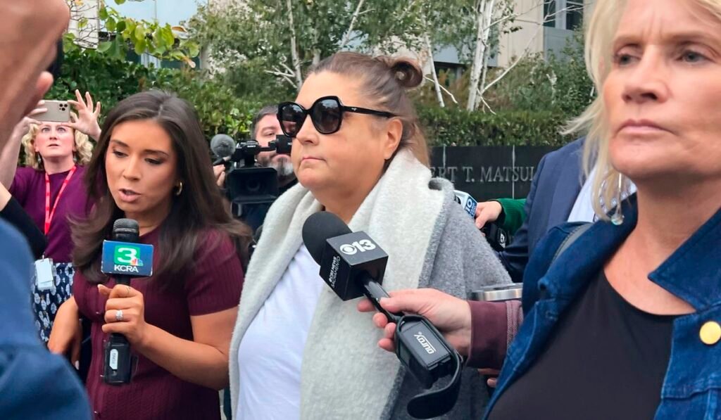 Ex-aide to California Democrats admits guilt in scheme to steal campaign funds from health secretary