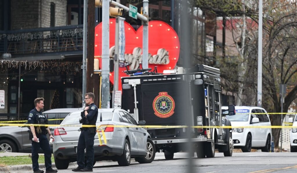 FBI probe finds Austin bar shooter was ‘lone actor’ in deadly March attack that killed 3 FBI probe finds Austin bar shooter was ‘lone actor’ in deadly March attack that killed 3