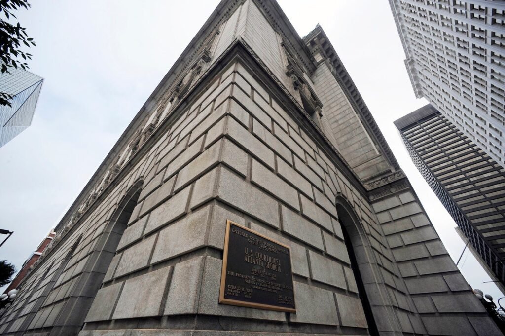 Federal judge had sex in chambers with police officer and lied about it, investigation found Federal judge had sex in chambers with police officer and lied about it, investigation found