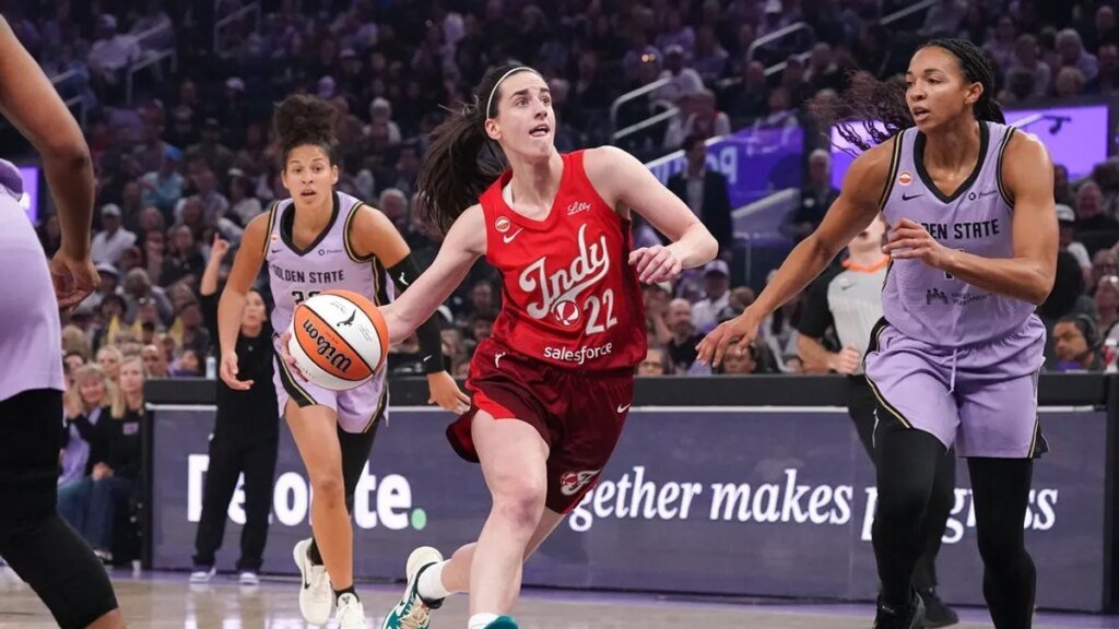 Fever star Caitlin Clark reaches 500 assists in record time Fever star Caitlin Clark reaches 500 assists in record time