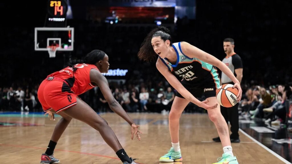Fire stun struggling Liberty with fourth-quarter comeback