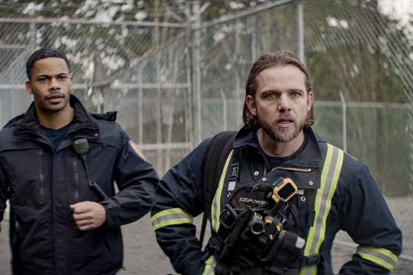 Friday TV Ratings: Fire Country, 20/20, Dateline NBC, Penn & Teller: Fool Us, UFL Football – canceled + renewed TV shows, ratings Friday TV Ratings: Fire Country, 20/20, Dateline NBC, Penn & Teller: Fool Us, UFL Football - canceled + renewed TV shows, ratings