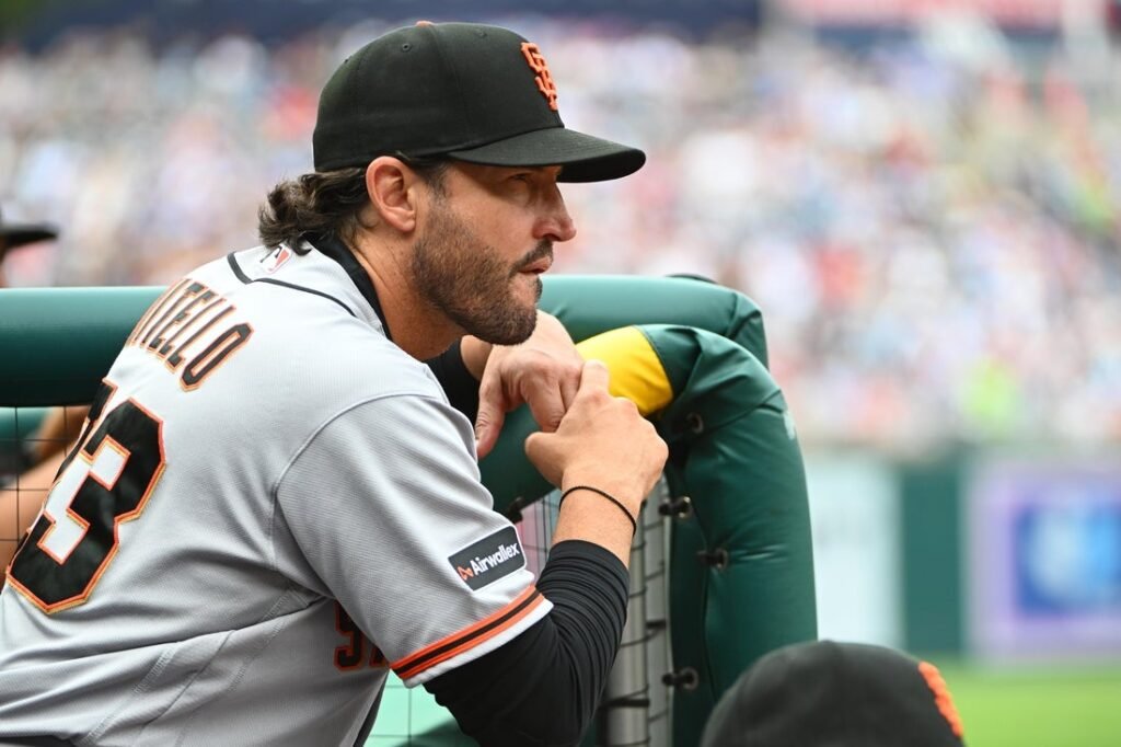 Giants seek better outcome at home against similarly inconsistent Padres