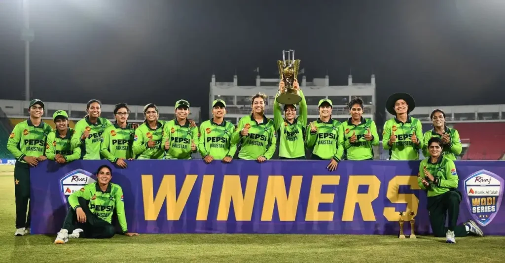 Gull Feroza, Sadaf Shamas sizzle as Pakistan whitewash Zimbabwe in Women’s ODI series Gull Feroza, Sadaf Shamas sizzle as Pakistan whitewash Zimbabwe in Women’s ODI series