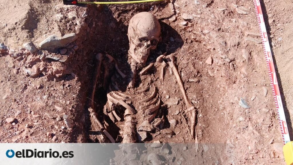 Hallan entierros humanos en el entorno del monasterio de Sant Llorenç del Munt, en la cima de la Mola