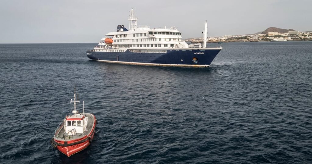 Hantavirus death ship: Canary Islands leader opposes Tenerife dock plan