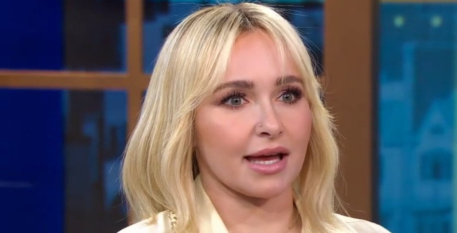 Hayden Panettiere’s Mother Slams Memoir As ‘Drama’ Hayden Panettiere's Mother Slams Memoir As 'Drama'
