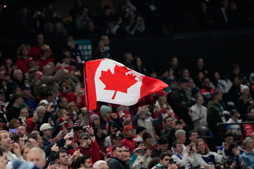 Highest proportion of people since 2017 say Canada is on the right track: poll Highest proportion of people since 2017 say Canada is on the right track: poll