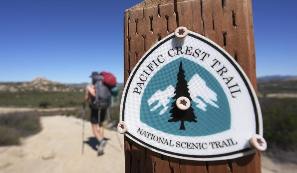 Hikers on trail near Los Angeles sickened by norovirus Hikers on trail near Los Angeles sickened by norovirus