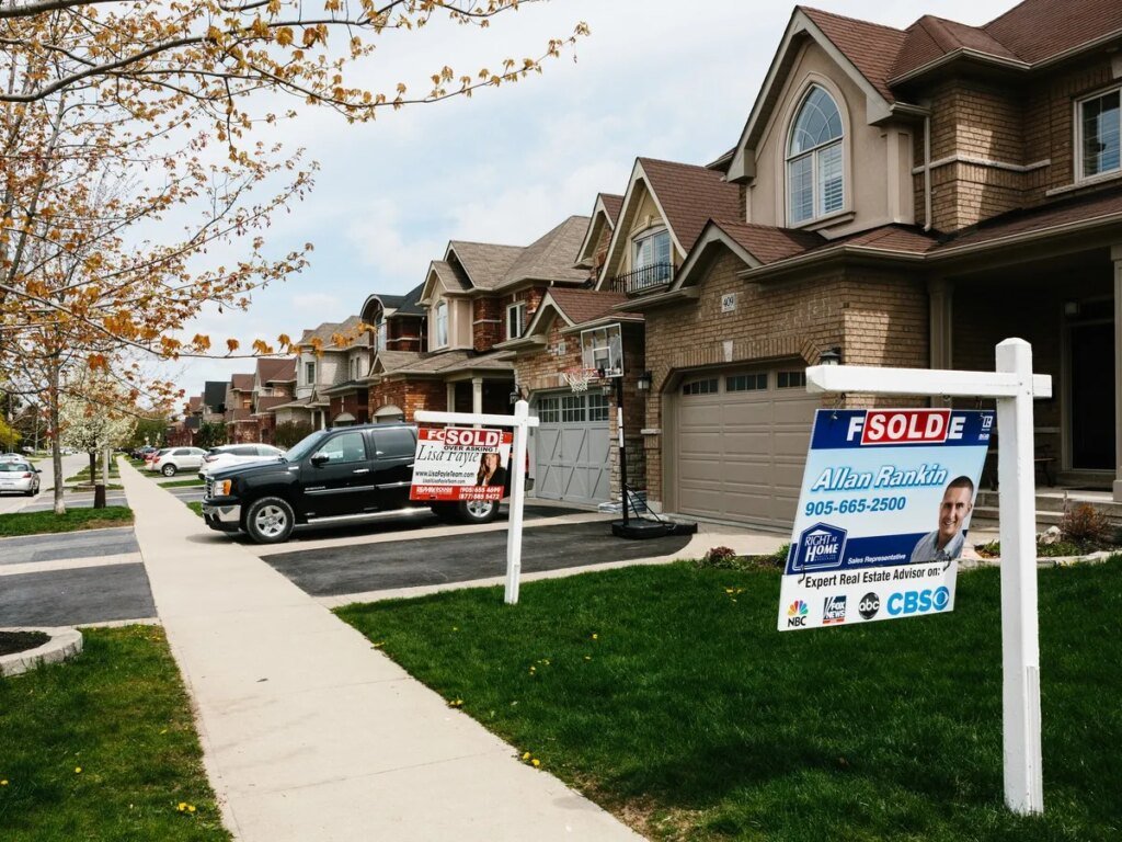 Housing would be 10% lower if Canada had kept pace with U.S.: CMHC
