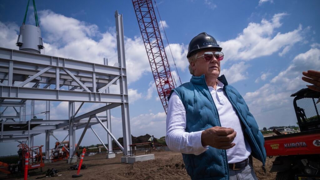 How a Trump donor and CEO is weaponizing tariffs : NPR