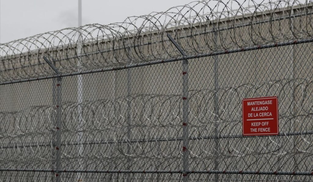 ICE failed to tell Justice Dept. it could reveal warrant to judge; murder suspect went free