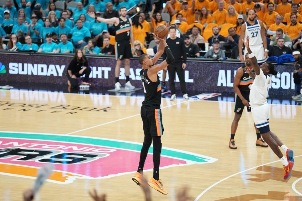 In return of Anthony Edwards, Timberwolves stun Spurs in Game 1