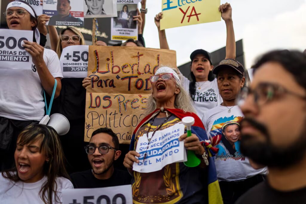 Investors land in Caracas while mothers continue searching for their children in prisons | Economy and Business