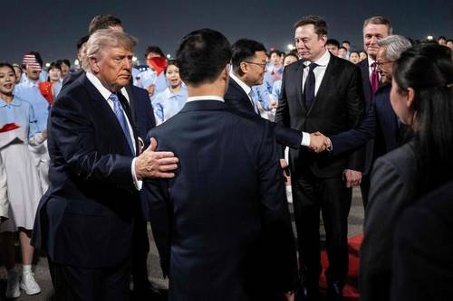 Invirtió Trump entre 220 y 750 mdd en grandes firmas Invirtió Trump entre 220 y 750 mdd en grandes firmas