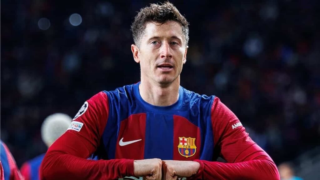 ‘It’s time to move on’… but says ‘Catalonia is my place on earth’ 'It's time to move on'... but says 'Catalonia is my place on earth'
