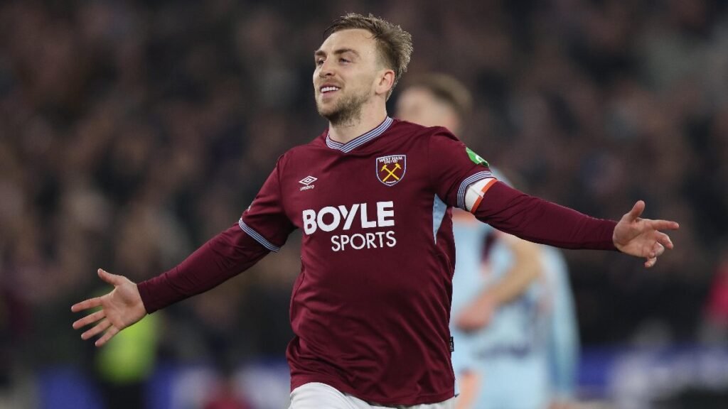 Jarrod Bowen upset at West Ham’s relegation: ‘It hurts’ Jarrod Bowen upset at West Ham's relegation: 'It hurts'