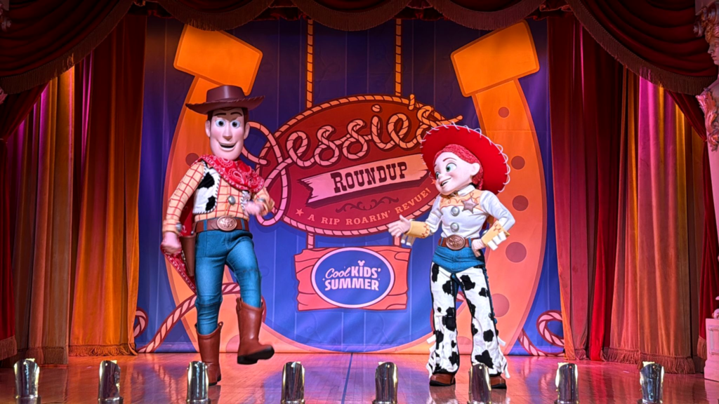 Jessie’s Roundup trae juegos divertidos y entretenimiento a WDW – Celebrity Land Jessie’s Roundup trae juegos divertidos y entretenimiento a WDW – Celebrity Land