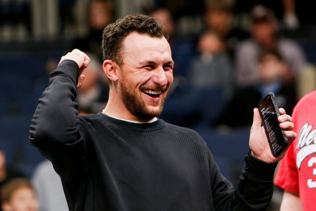 Johnny Manziel to fight influencer Bob Menery in Vegas