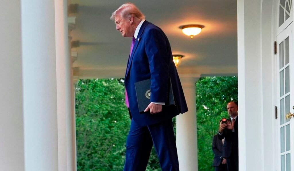 Judge orders White House to comply with Presidential Records Act Judge orders White House to comply with Presidential Records Act