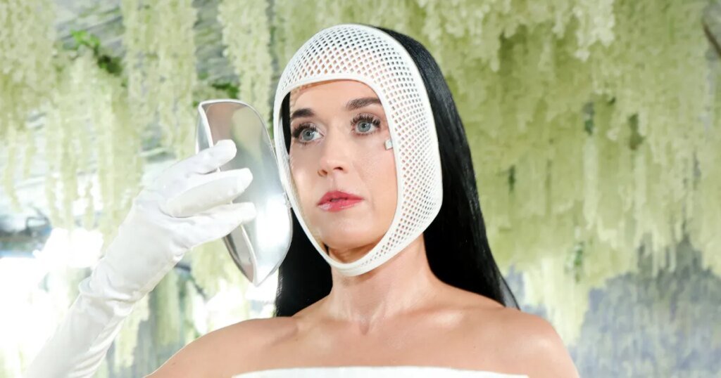 Katy Perry Prepped Her Met Gala Skin With $18 Toning Pads Katy Perry Prepped Her Met Gala Skin With $18 Toning Pads
