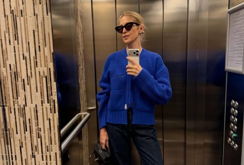 Kelly Rutherford Greets Her Followers With a White Heart and Coffee