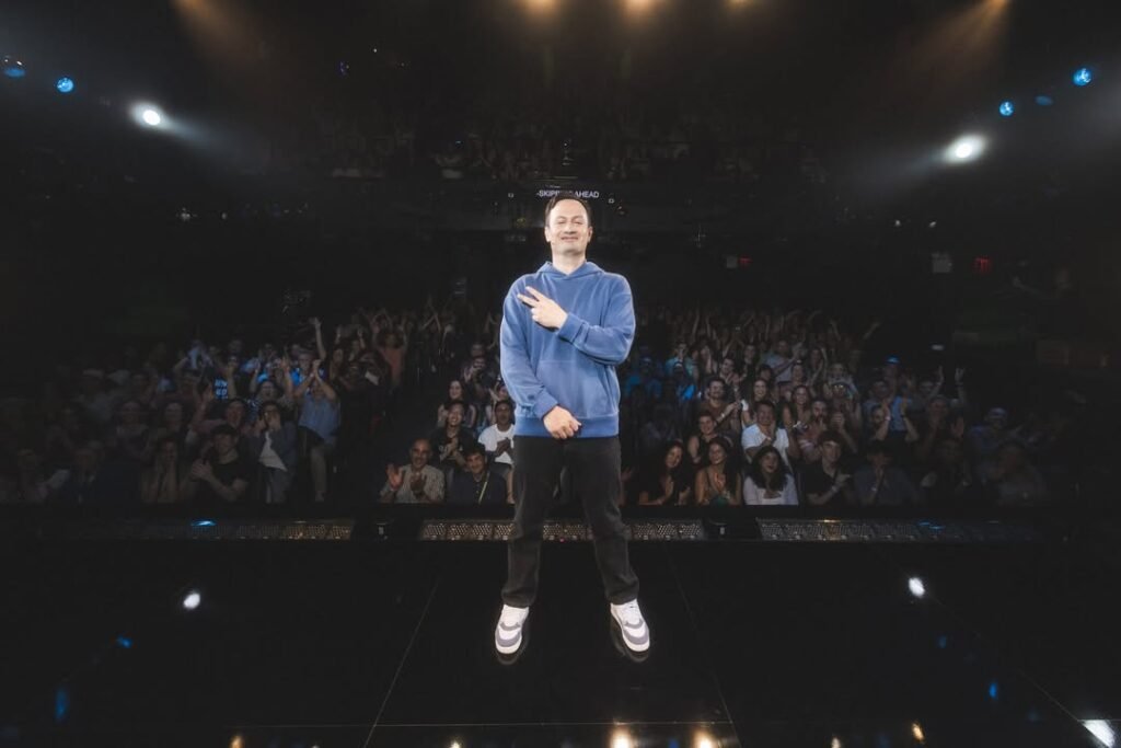 Late Show Writer Cruz Kayne Drops ‘It’s Raining Fish’ with Paul Shaffer Late Show Writer Cruz Kayne Drops ‘It’s Raining Fish’ with Paul Shaffer