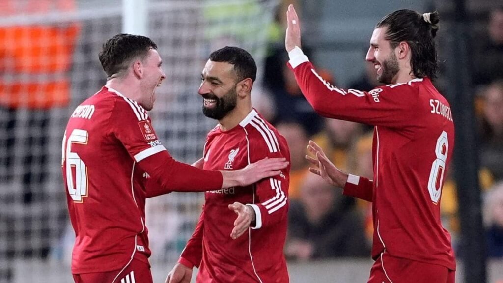 Line-ups confirmed for Premier League clash as Salah returns Line-ups confirmed for Premier League clash as Salah returns