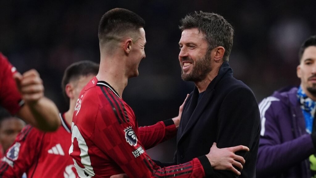 Line-ups, stats and preview as Carrick aims to spoil Seagulls party Line-ups, stats and preview as Carrick aims to spoil Seagulls party