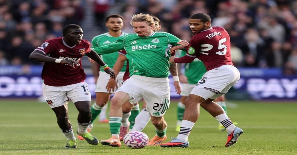 Line-ups, stats and preview as Hammers aim to pile pressure on Spurs Line-ups, stats and preview as Hammers aim to pile pressure on Spurs